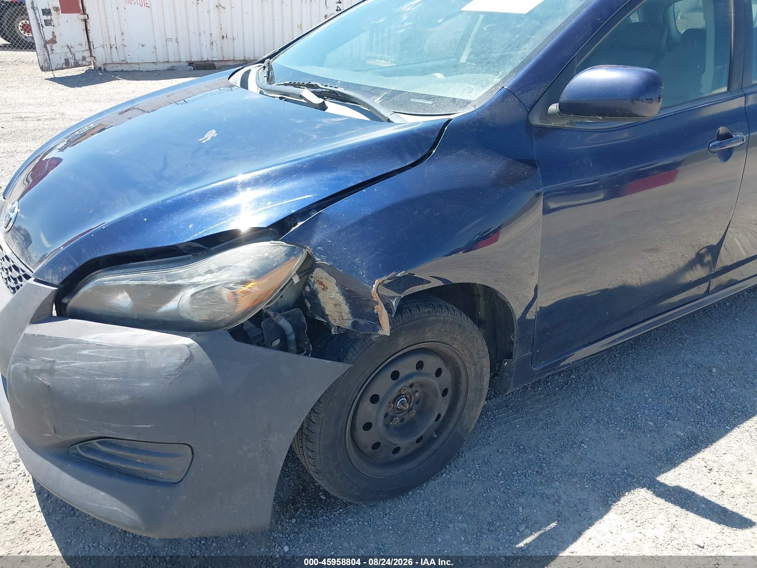 2010 Toyota Matrix   Blue vin: 2T1KU4EE9AC278041
