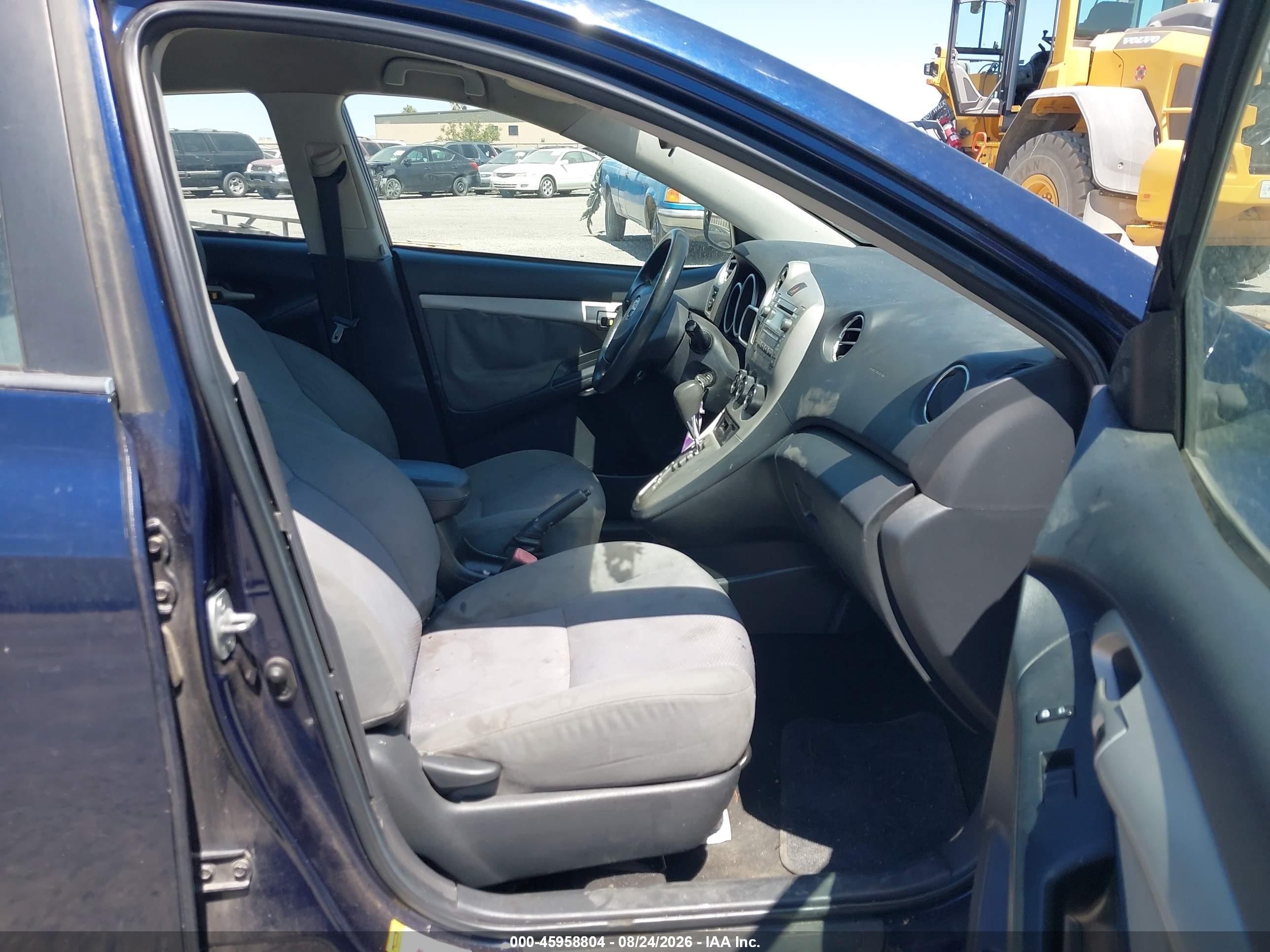 2010 Toyota Matrix   Blue vin: 2T1KU4EE9AC278041
