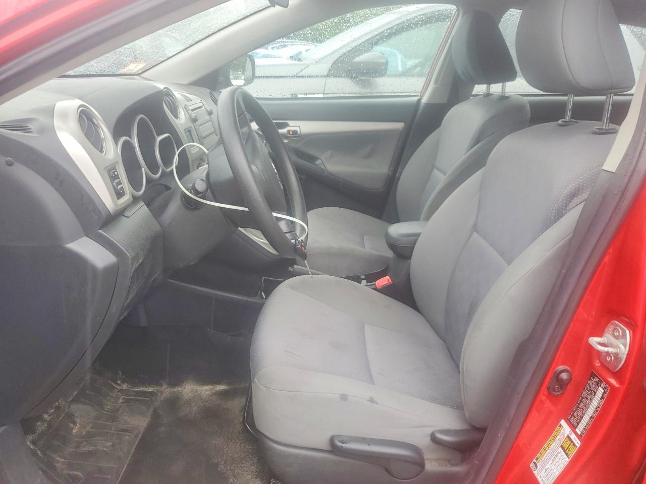 2010 Toyota Matrix Base Red vin: 2T1KU4EE9AC370850