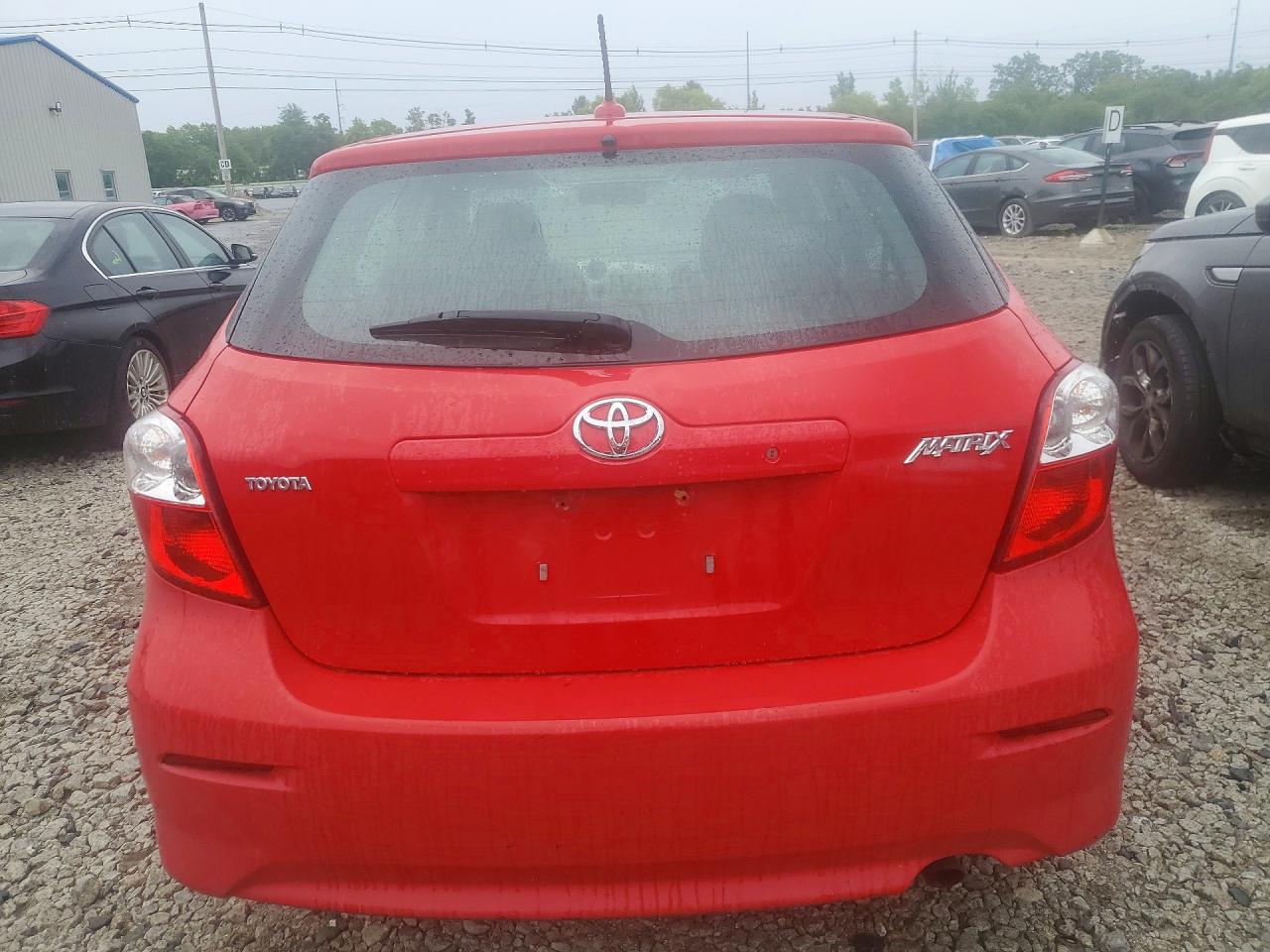 2010 Toyota Matrix Base Red vin: 2T1KU4EE9AC370850