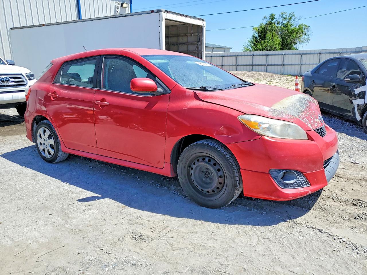 2010 Toyota Matrix Base Red vin: 2T1KU4EE9AC471810