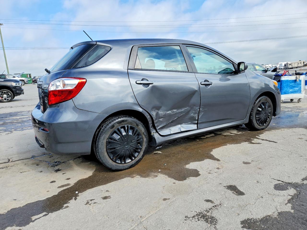 2010 Toyota Matrix Base Gray vin: 2T1KU4EE9AC472357