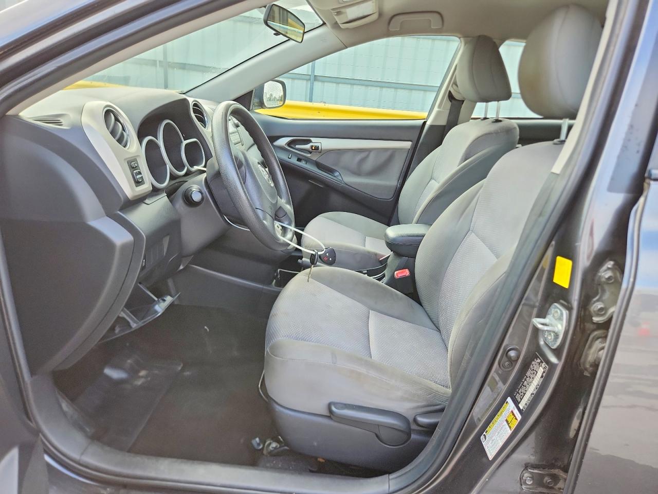 2010 Toyota Matrix Base Gray vin: 2T1KU4EE9AC472357