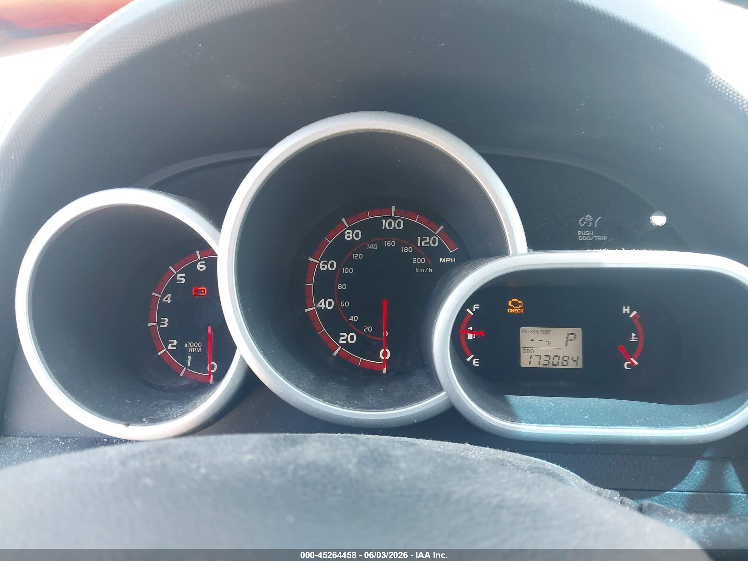 2011 Toyota Matrix   Зеленый vin: 2T1KU4EE9BC555191