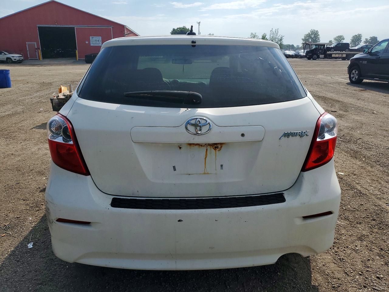 2011 Toyota Matrix White vin: 2T1KU4EE9BC665478