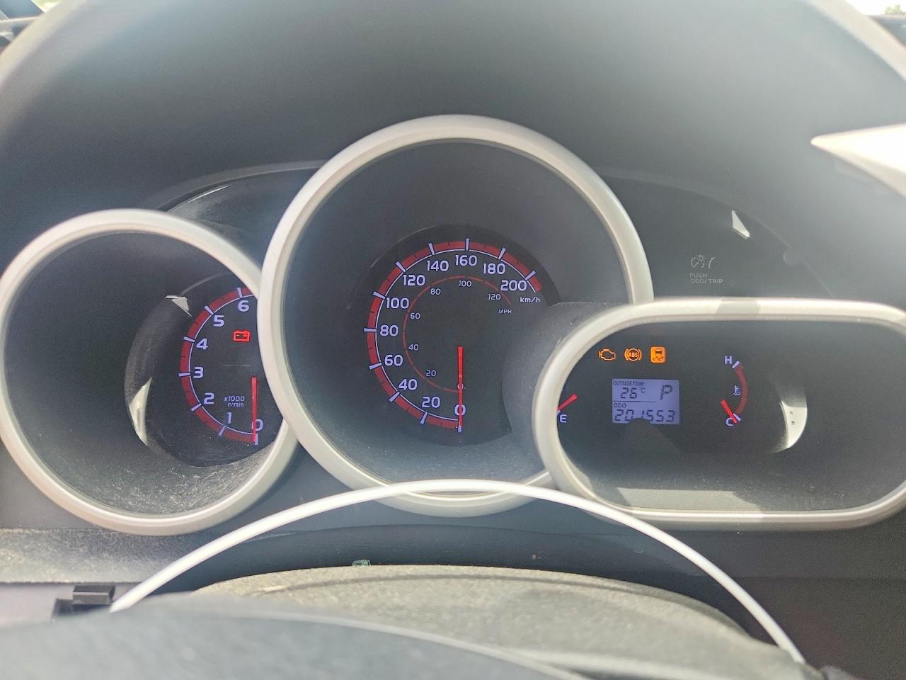 2014 Toyota Matrix Base Silver vin: 2T1KU4EE9EC129294