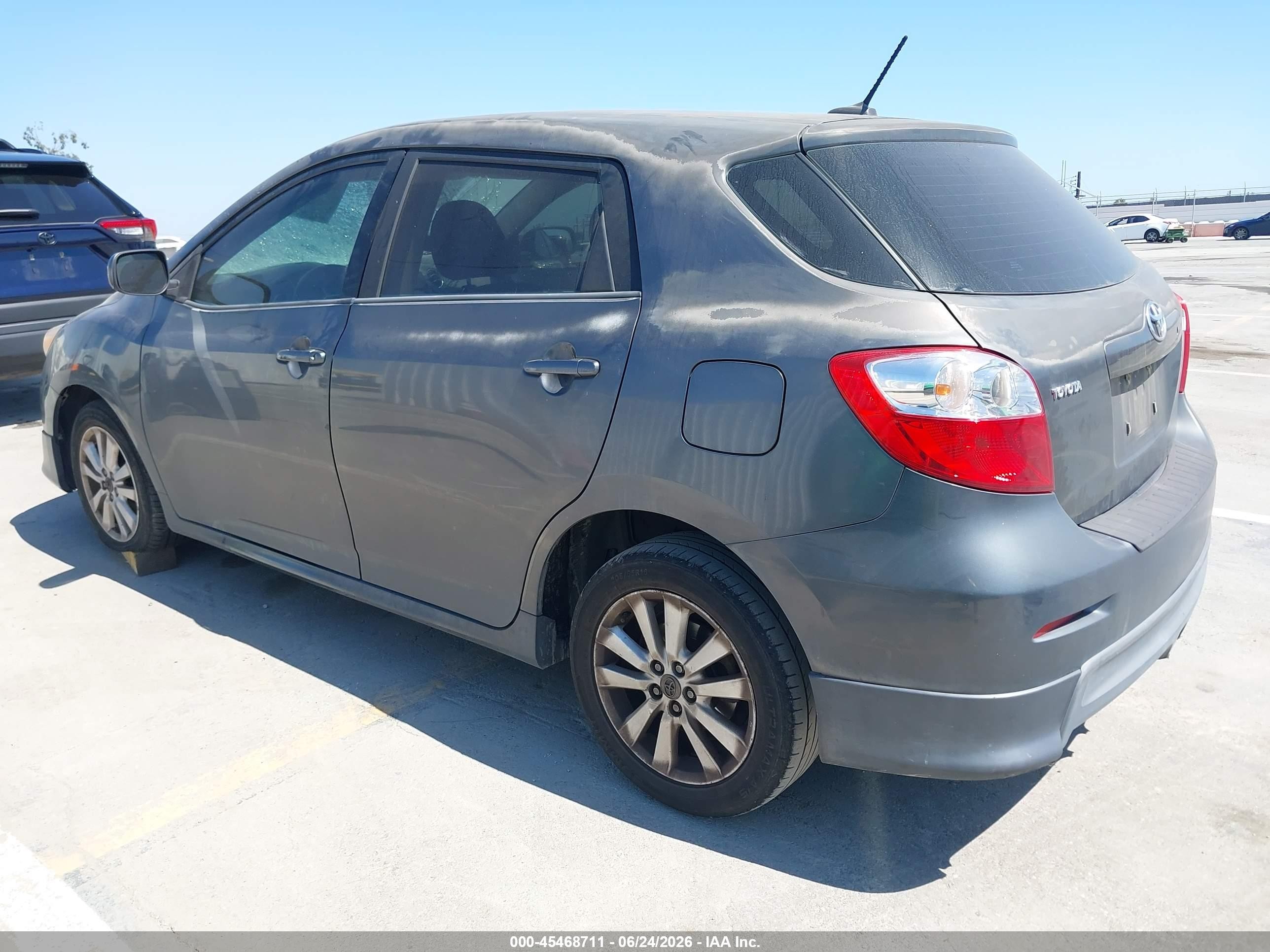2010 Toyota Matrix   Gray vin: 2T1KU4EEXAC267324