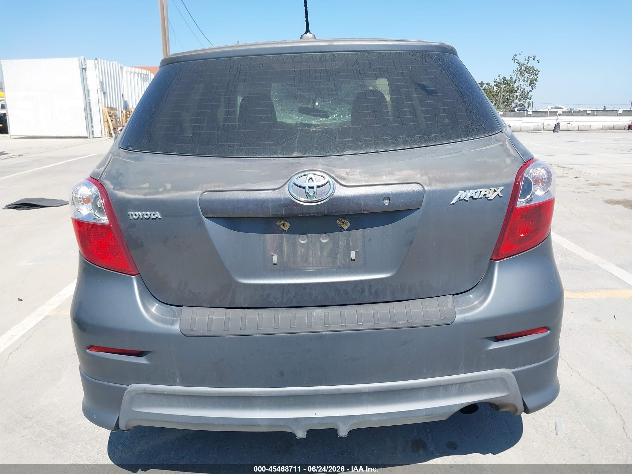 2010 Toyota Matrix   Gray vin: 2T1KU4EEXAC267324