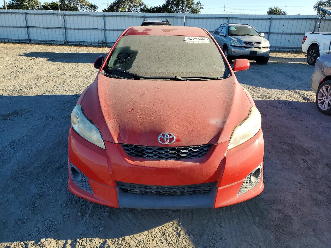 2010 Toyota Matrix Base Red vin: 2T1KU4EEXAC336366
