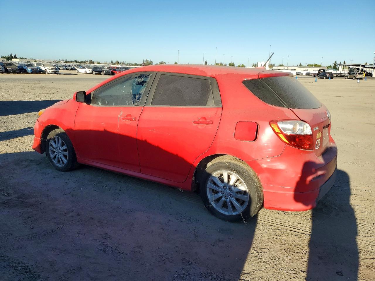 2010 Toyota Matrix Base Red vin: 2T1KU4EEXAC336366