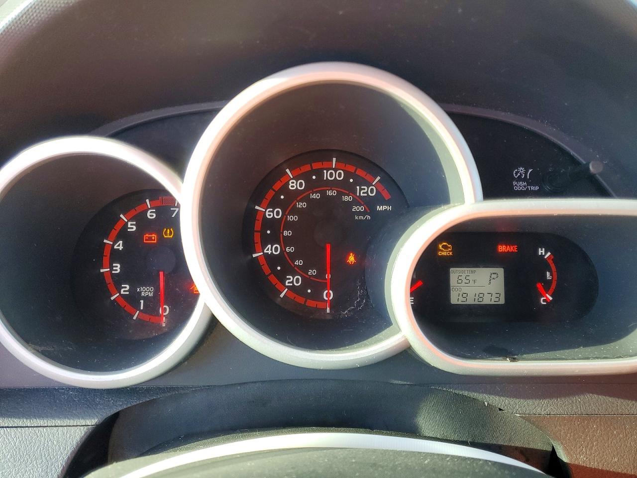 2010 Toyota Matrix Base Red vin: 2T1KU4EEXAC336366