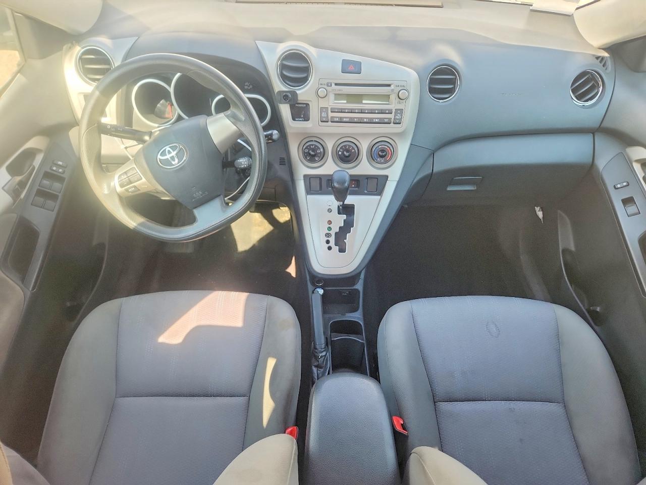 2012 Toyota Corolla Matrix L White vin: 2T1KU4EEXCC833873