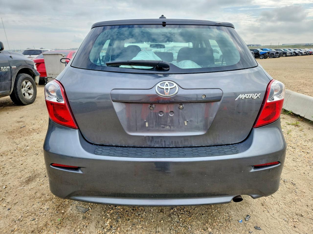 2013 Toyota Corolla Matrix Gray vin: 2T1KU4EEXDC952217