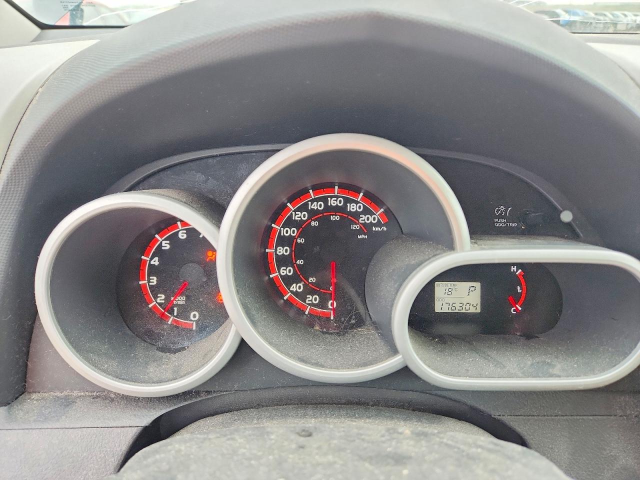 2013 Toyota Corolla Matrix Gray vin: 2T1KU4EEXDC952217