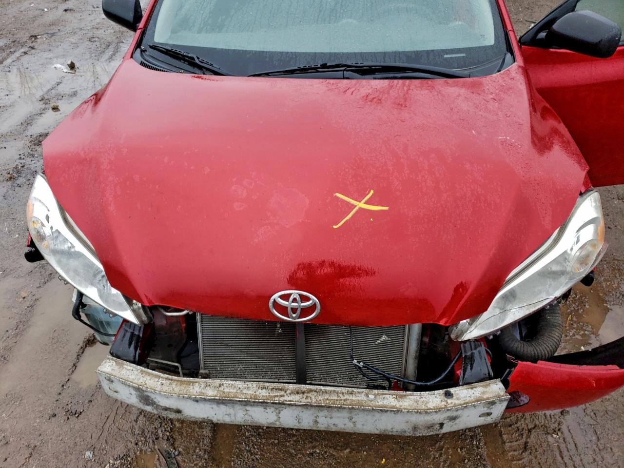 2014 Toyota Matrix Base Red vin: 2T1KU4EEXEC130938