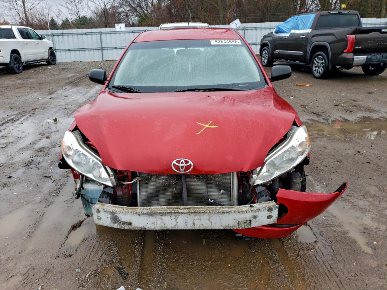 2014 Toyota Matrix Base Red vin: 2T1KU4EEXEC130938