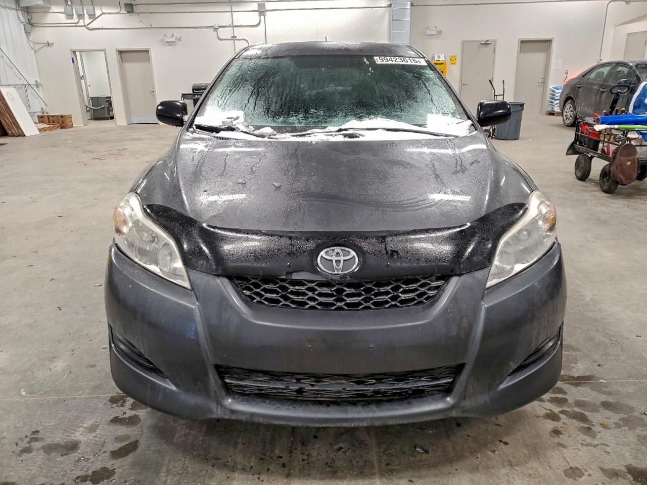 2014 Toyota Matrix Base Угольный vin: 2T1KU4EEXEC132141
