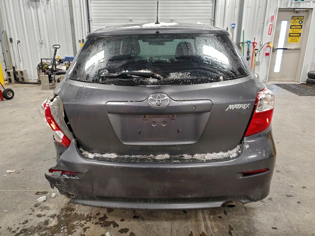 2014 Toyota Matrix Base Угольный vin: 2T1KU4EEXEC132141