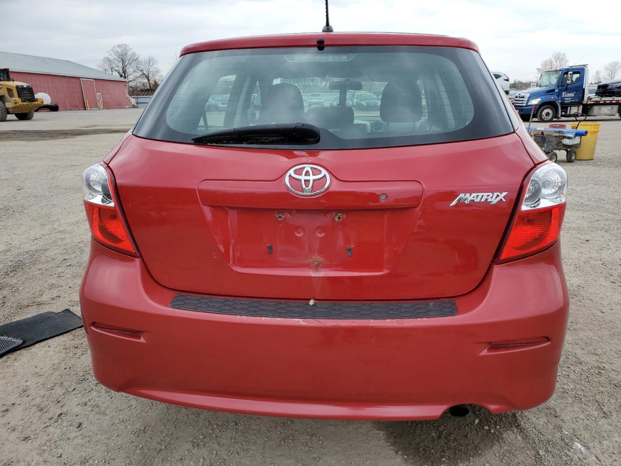 2014 Toyota Matrix Base Red vin: 2T1KU4EEXEC137016
