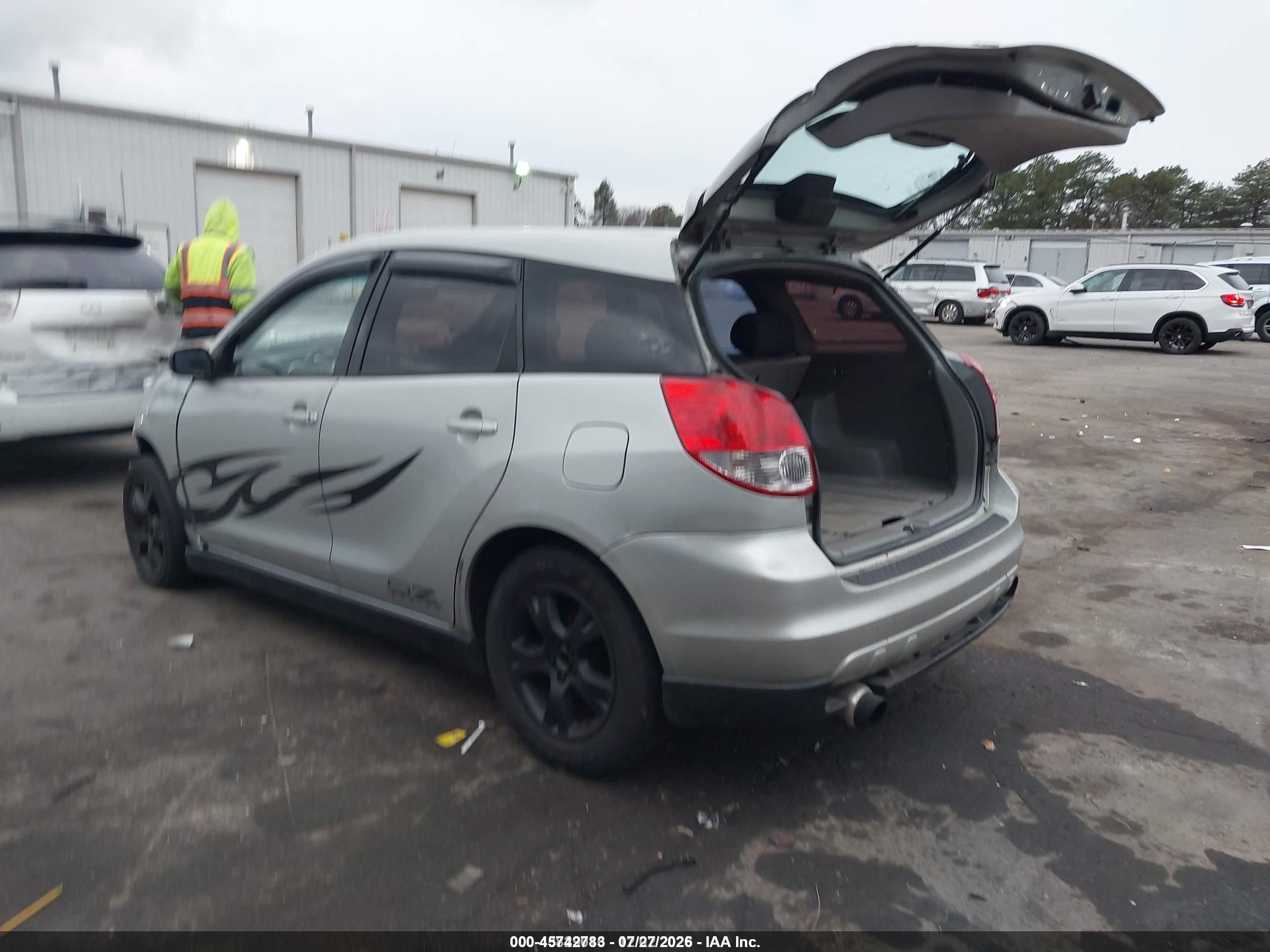 2003 Toyota Matrix Xrs Серебряный vin: 2T1KY32E13C155713