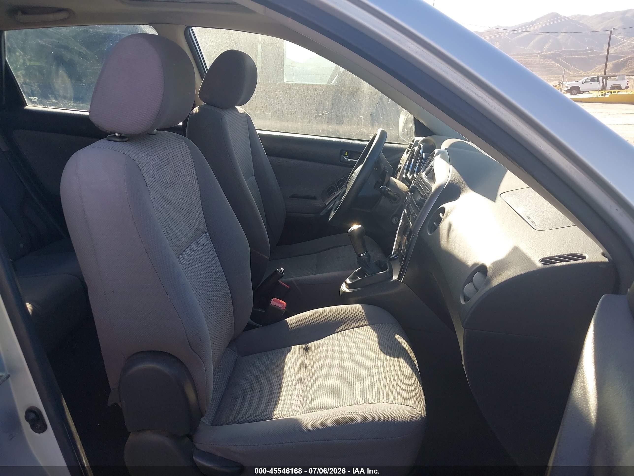 2005 Toyota Matrix Xrs Silver vin: 2T1KY32E85C354969