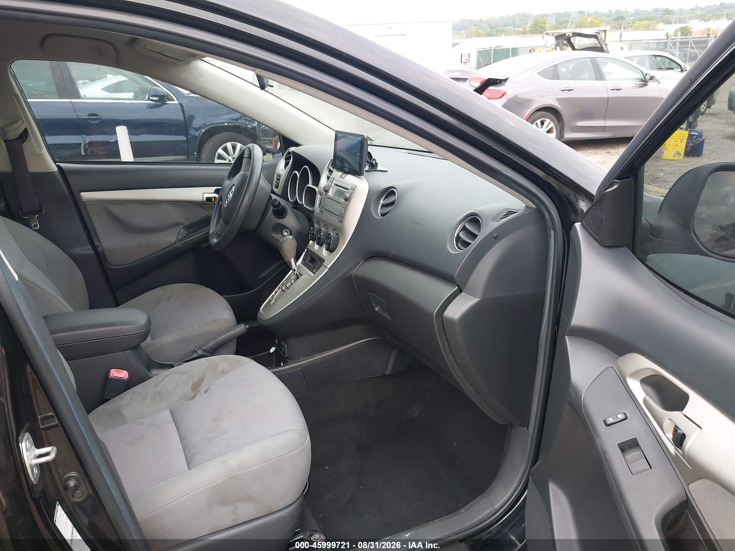 2009 Toyota Matrix S Черный vin: 2T1LE40E09C006708