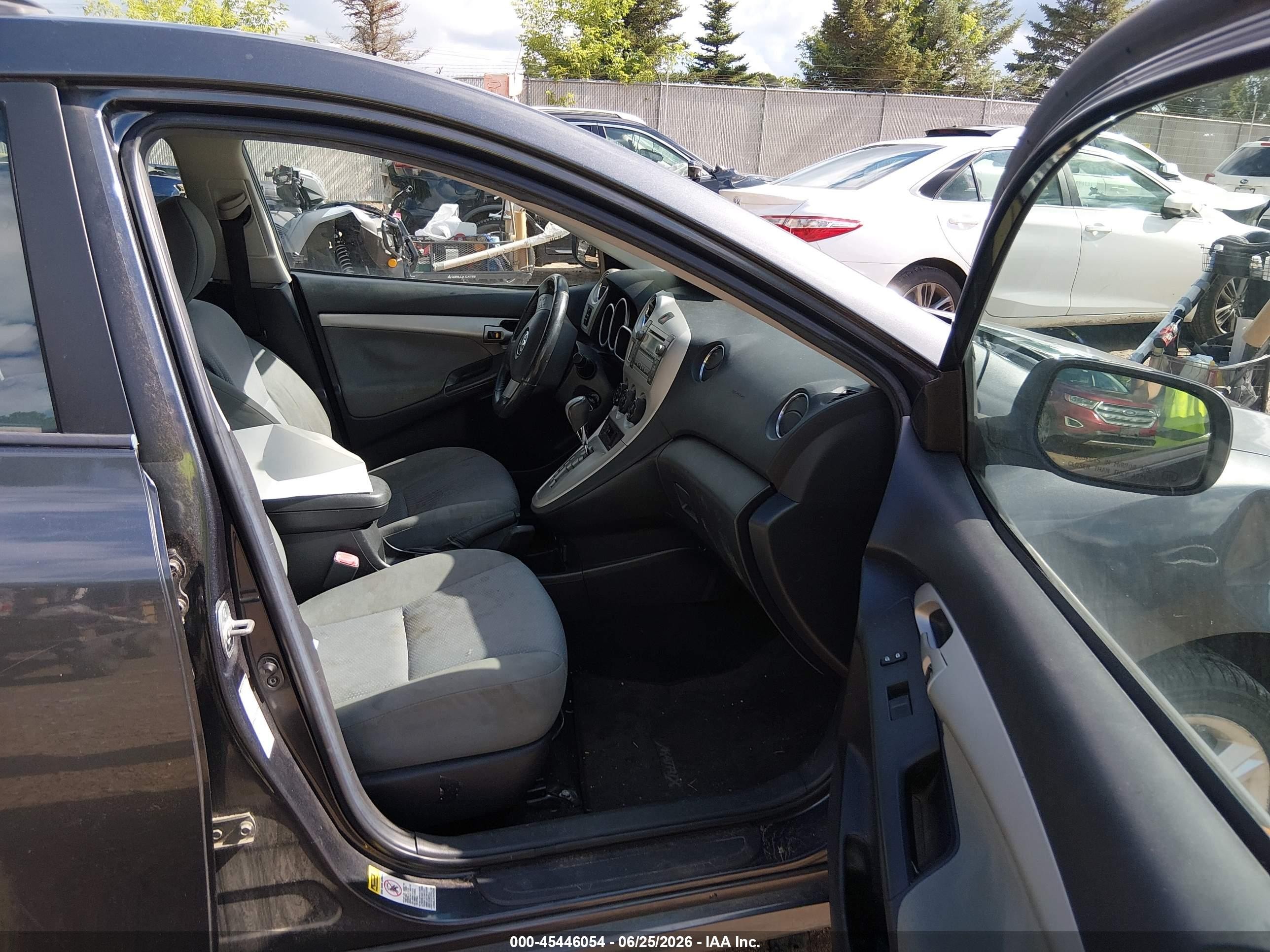 2009 Toyota Matrix S Gray vin: 2T1LE40E29C007794