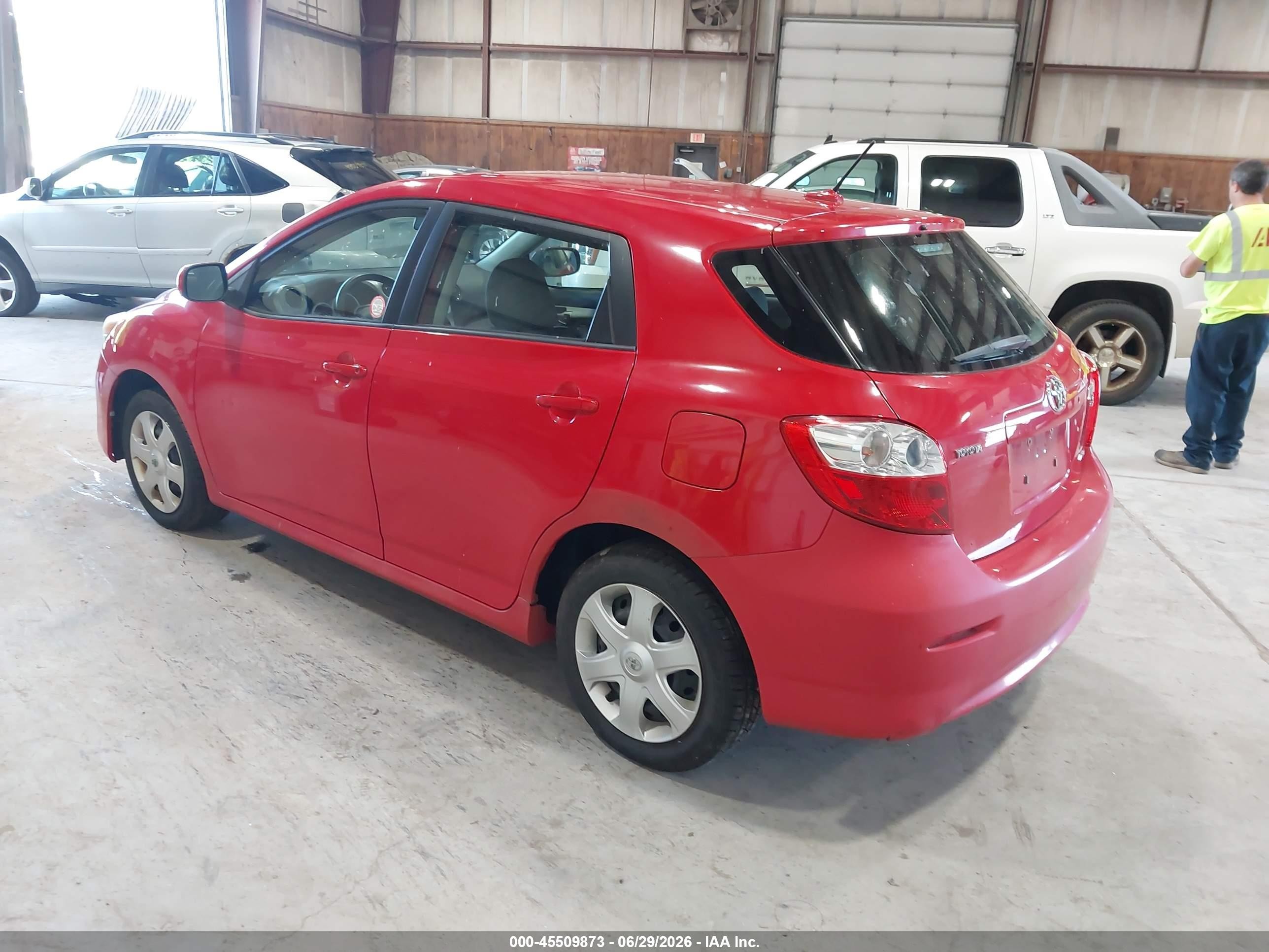 2009 Toyota Matrix S Red vin: 2T1LE40E39C001972