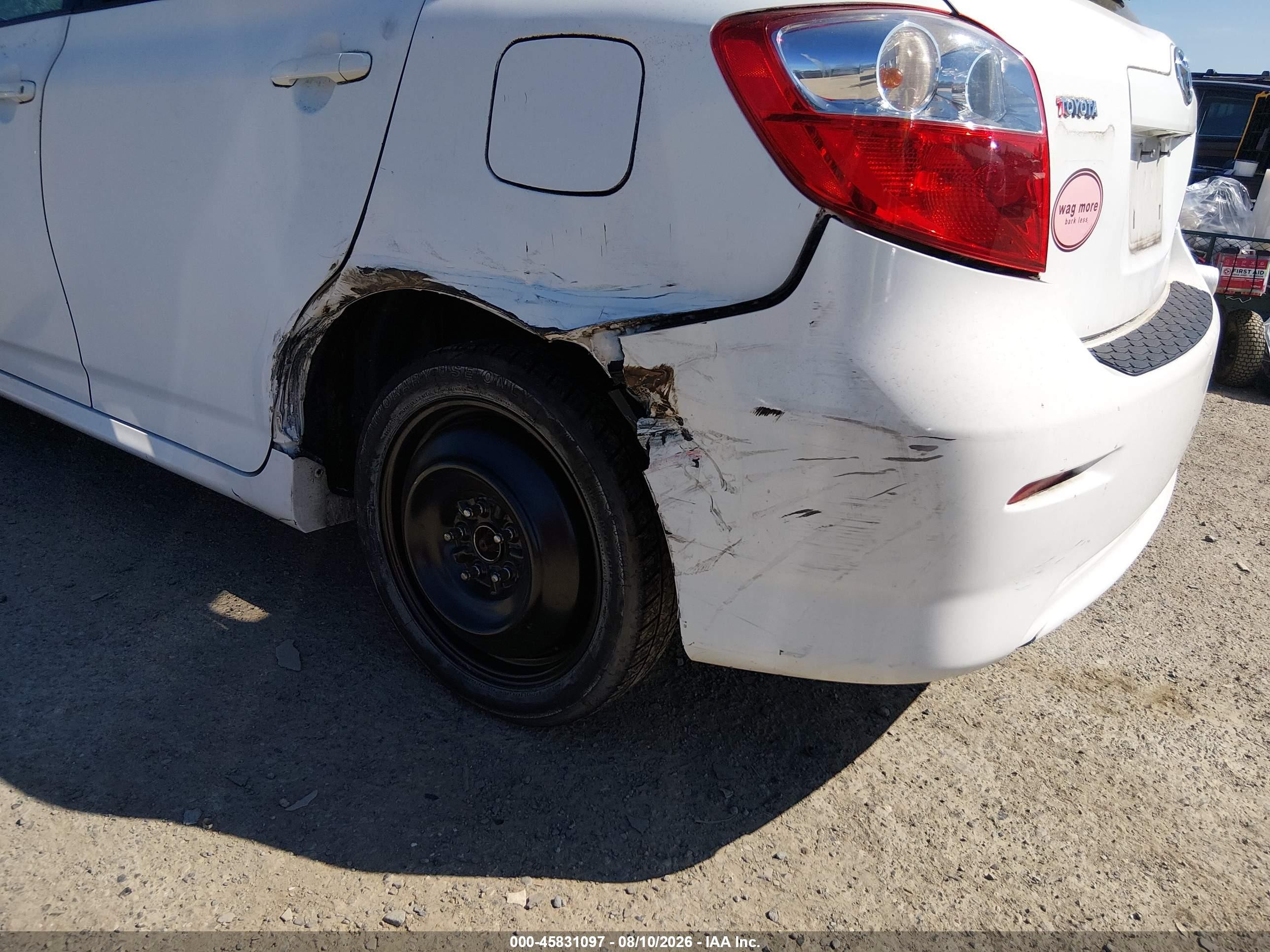 2009 Toyota Matrix S White vin: 2T1LE40E39C003334