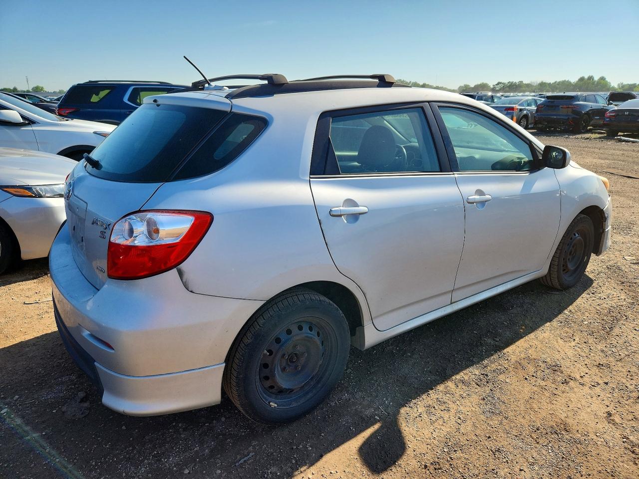 2009 Toyota Corolla Matrix S Silver vin: 2T1LE40E49C007487