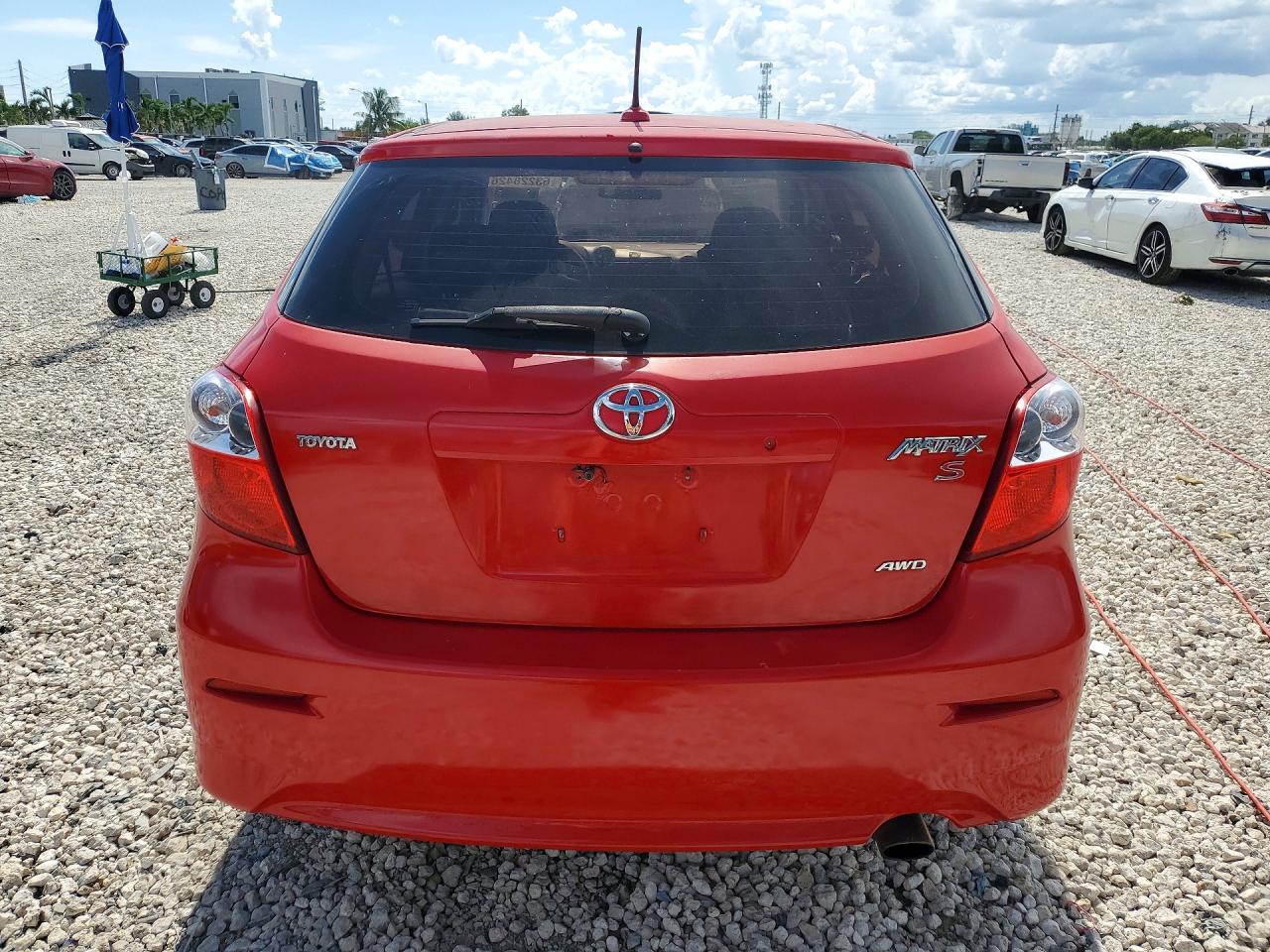 2009 Toyota Corolla Matrix S Red vin: 2T1LE40E49C009286