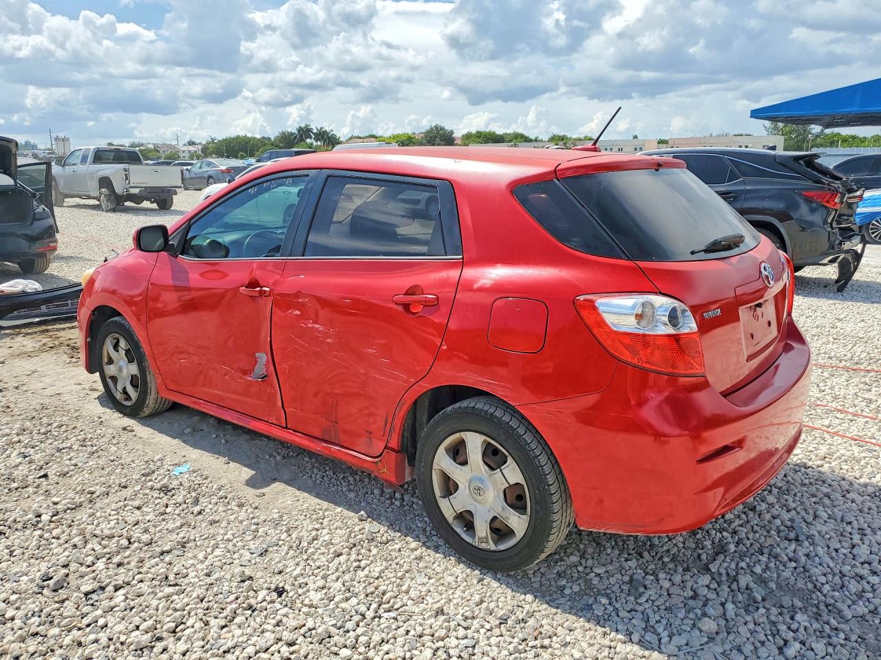 2009 Toyota Corolla Matrix S Red vin: 2T1LE40E49C009286