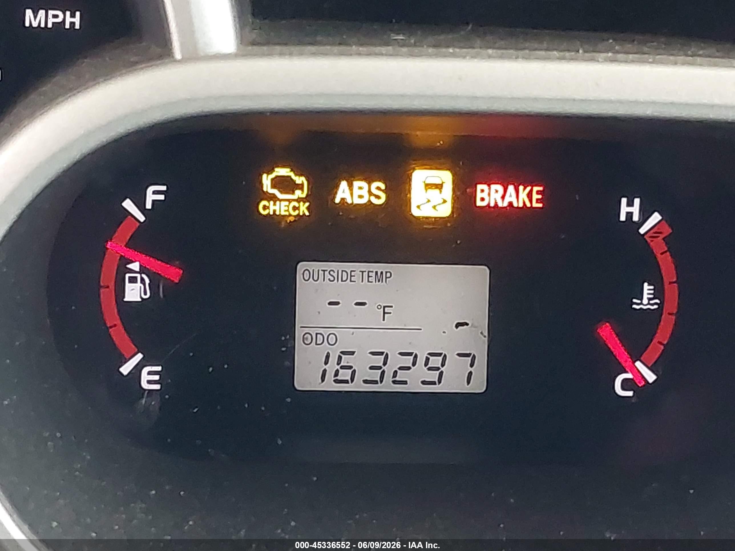 2009 Toyota Matrix S Серый vin: 2T1LE40E59C002136