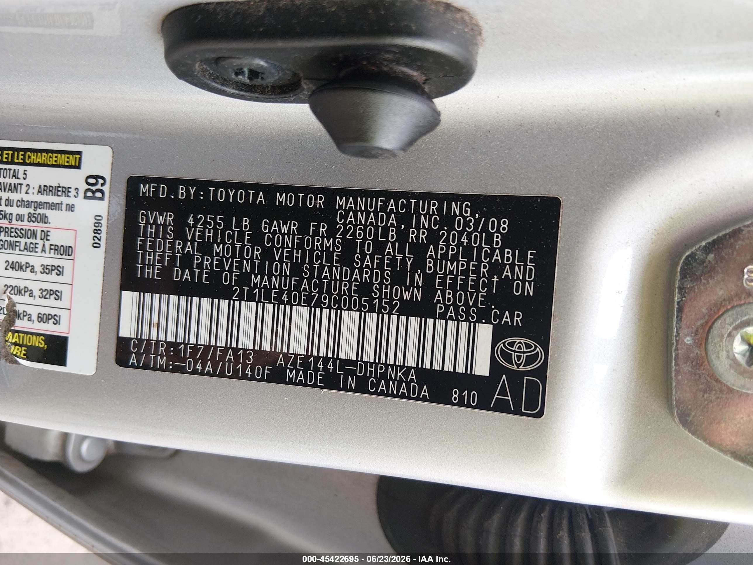 2009 Toyota Matrix S Silver vin: 2T1LE40E79C005152