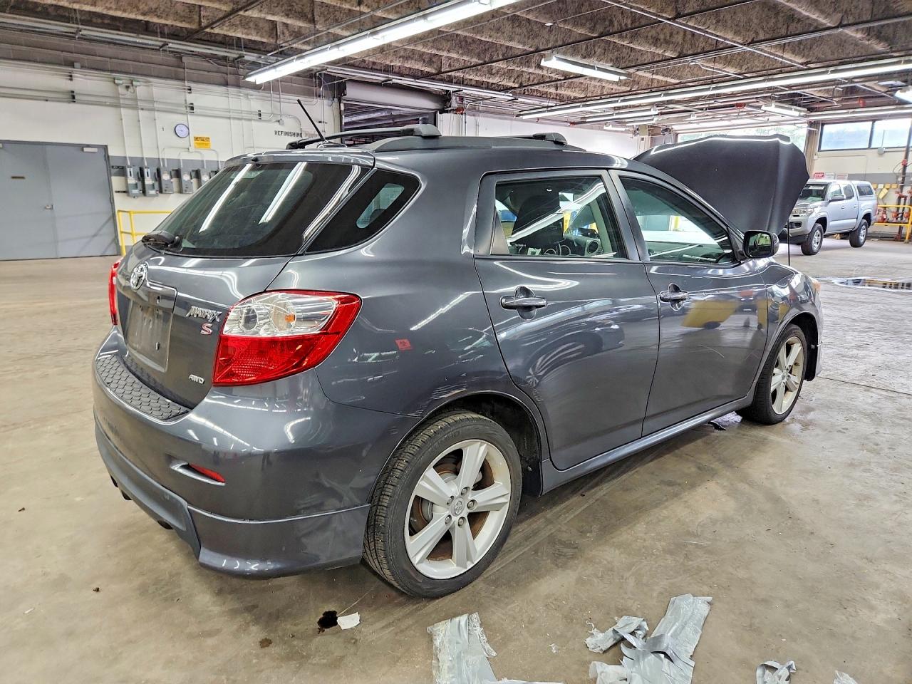 2009 Toyota Corolla Matrix S Charcoal vin: 2T1LE40E79C008844
