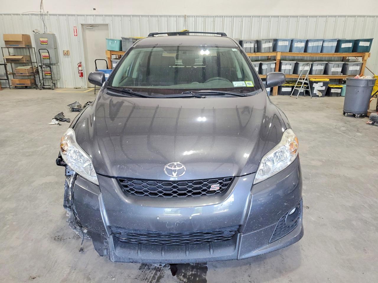 2009 Toyota Corolla Matrix S Charcoal vin: 2T1LE40E89C011400