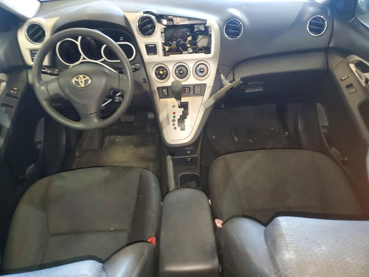 2009 Toyota Corolla Matrix S Silver vin: 2T1LE40EX9C004822