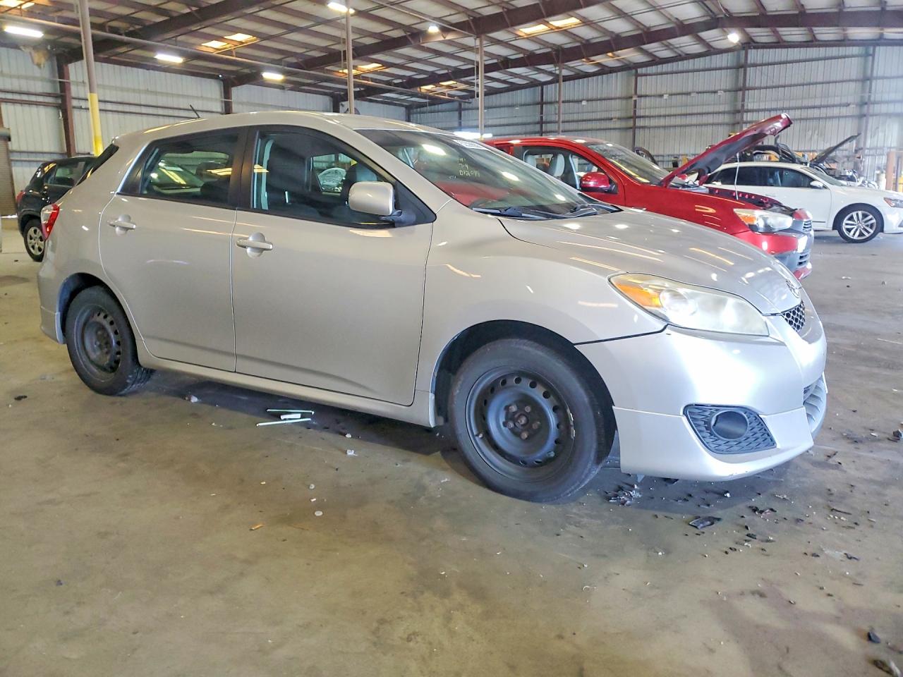 2009 Toyota Corolla Matrix S Silver vin: 2T1LE40EX9C004822