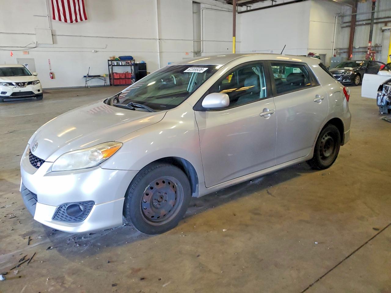 2009 Toyota Corolla Matrix S Silver vin: 2T1LE40EX9C004822