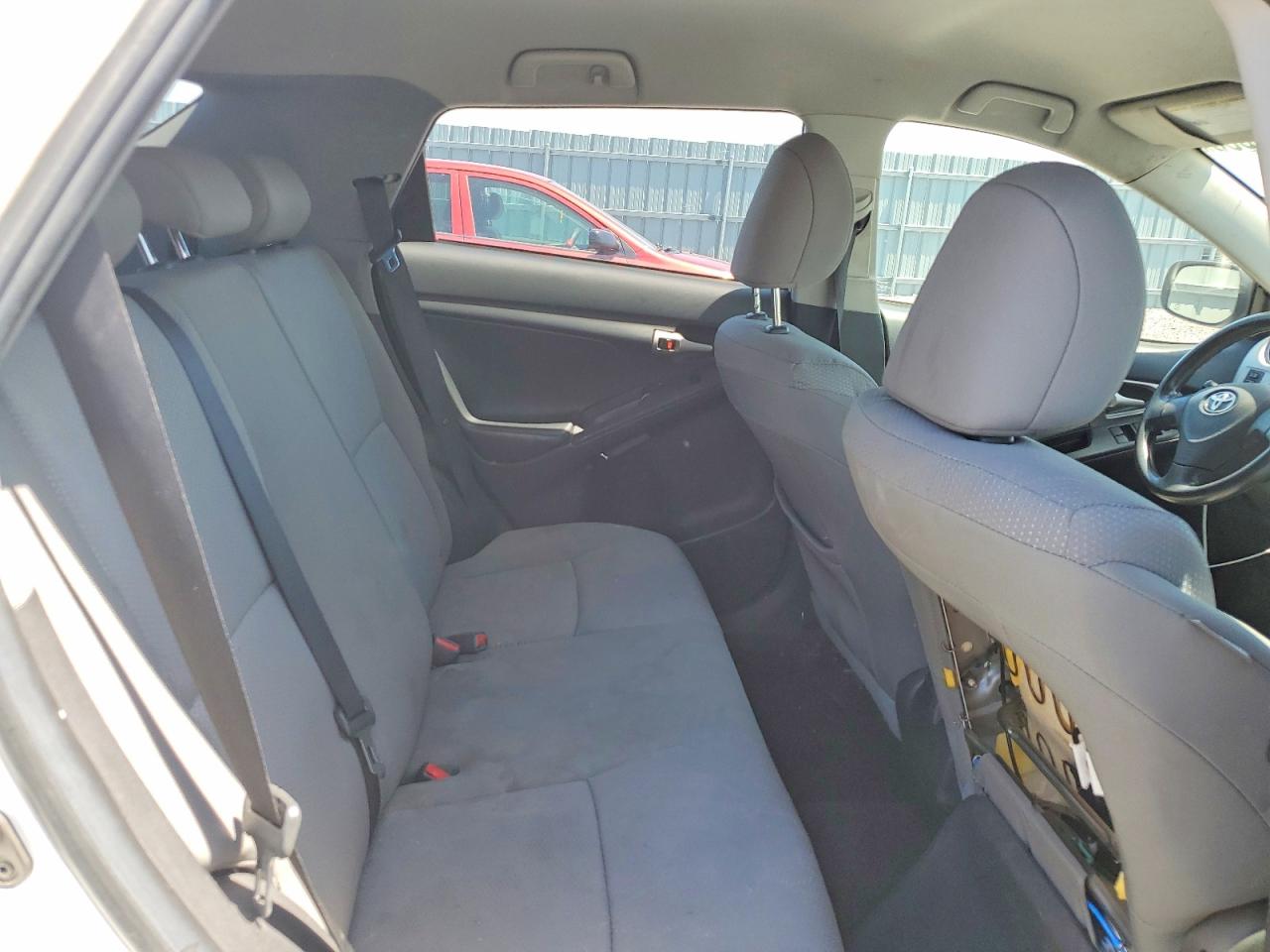 2010 Toyota Corolla Matrix S White vin: 2T1LE4EE4AC015506
