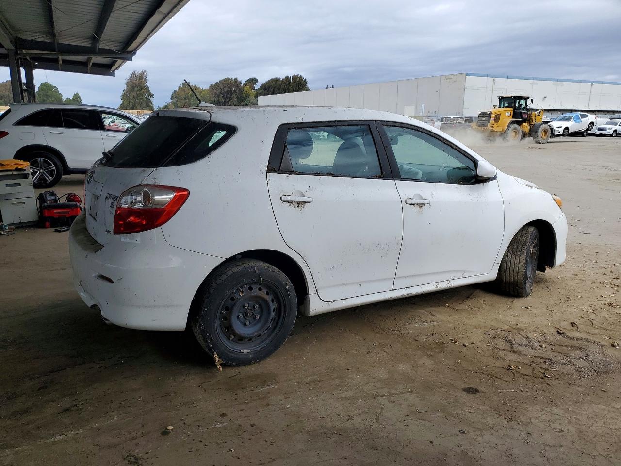2010 Toyota Corolla Matrix S White vin: 2T1LE4EE4AC018308