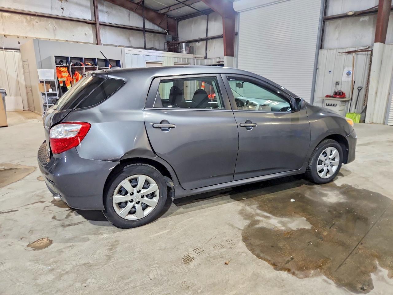 2012 Toyota Corolla Matrix S Gray vin: 2T1LE4EE4CC022331