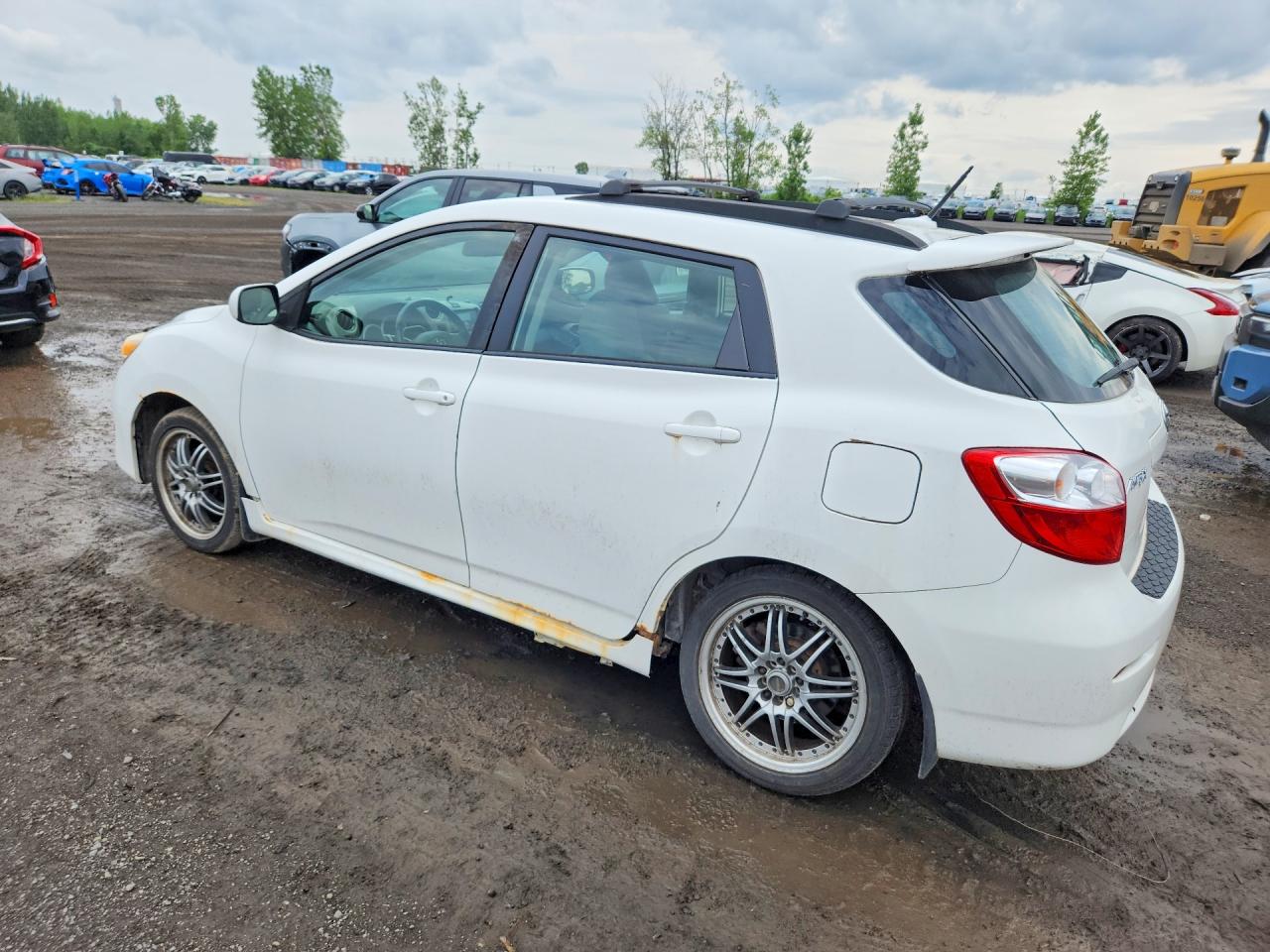 2010 Toyota Corolla Matrix S White vin: 2T1LE4EE5AC012291