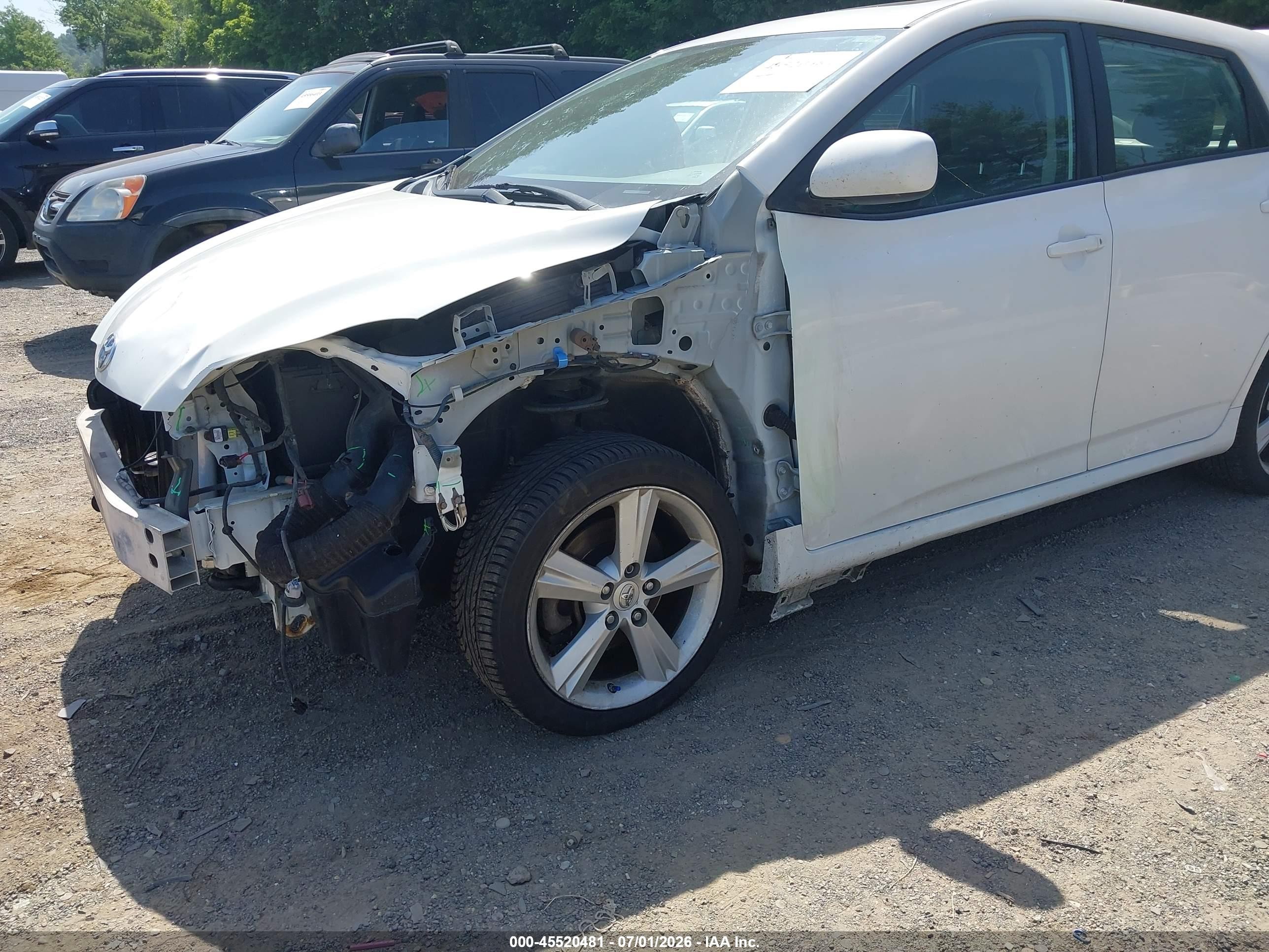 2010 Toyota Matrix S White vin: 2T1LE4EE5AC018625