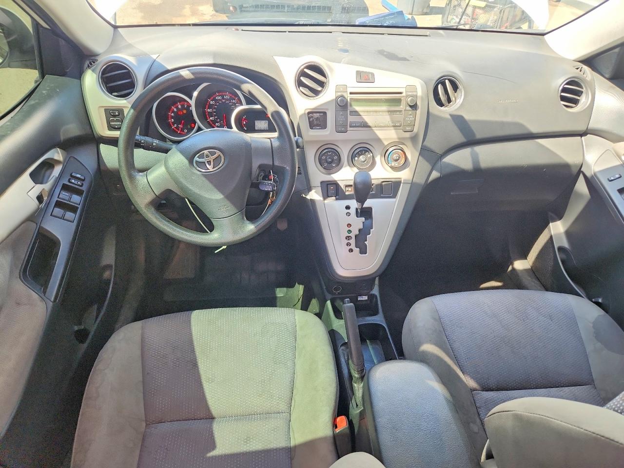2010 Toyota Corolla Matrix S Белый vin: 2T1LE4EE7AC015273