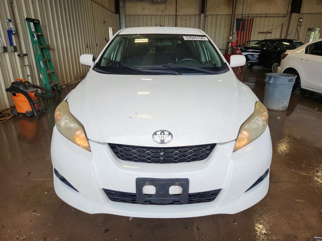 2011 Toyota Corolla Matrix S White vin: 2T1LE4EE7BC019213