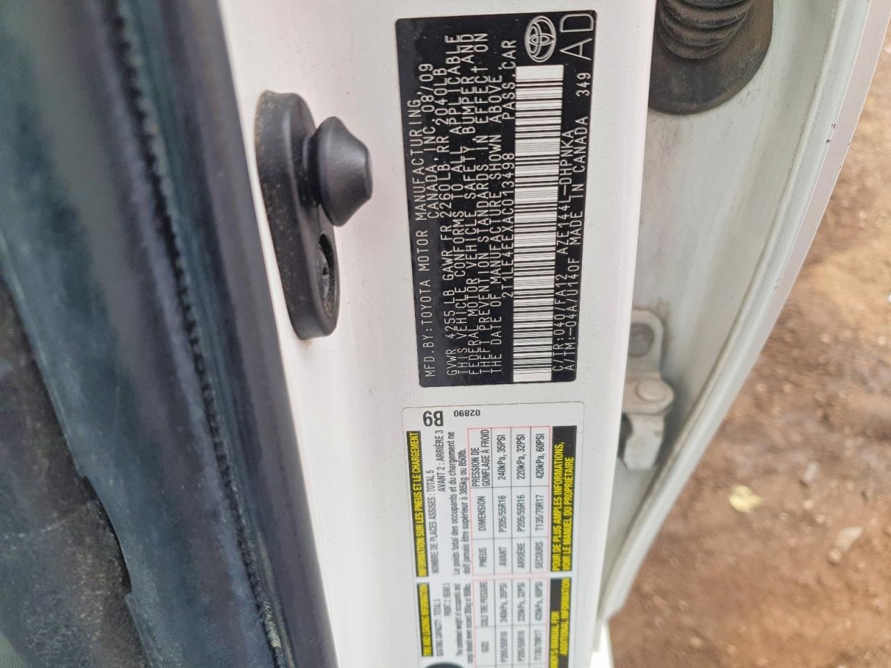 2010 Toyota Corolla Matrix S White vin: 2T1LE4EEXAC013498