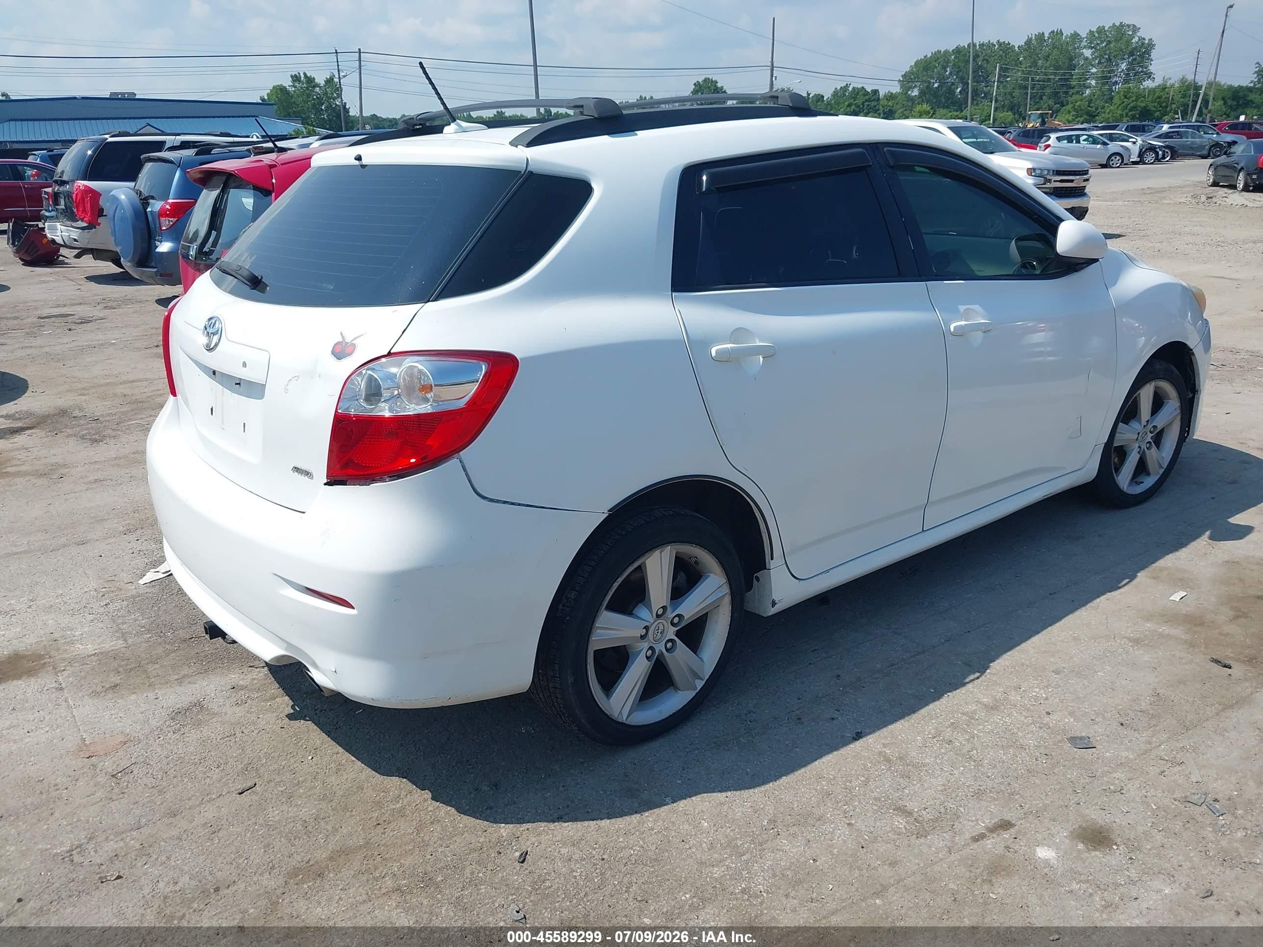 2010 Toyota Matrix S White vin: 2T1LE4EEXAC016255