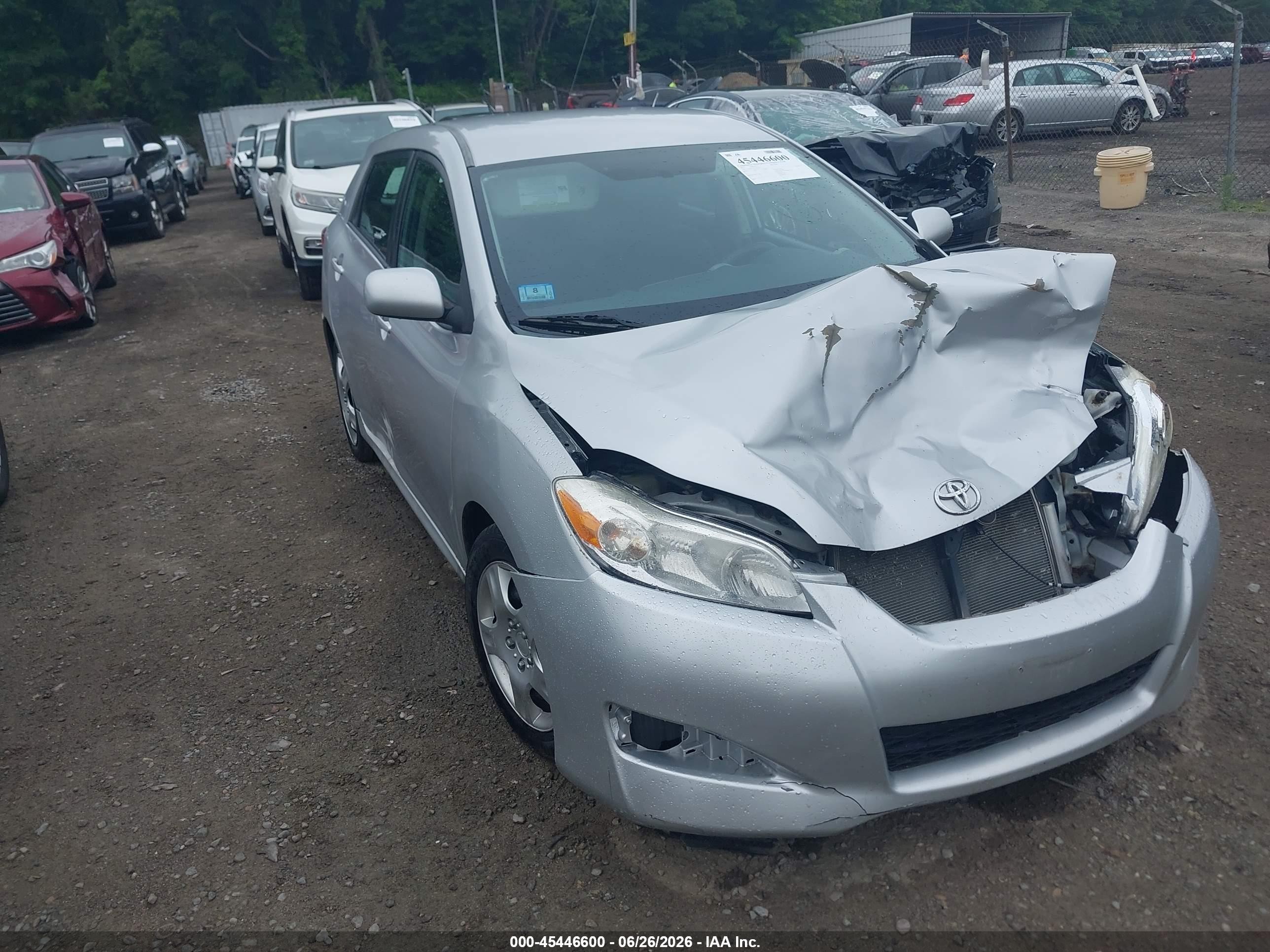 2012 Toyota Matrix S Silver vin: 2T1LE4EEXCC022267