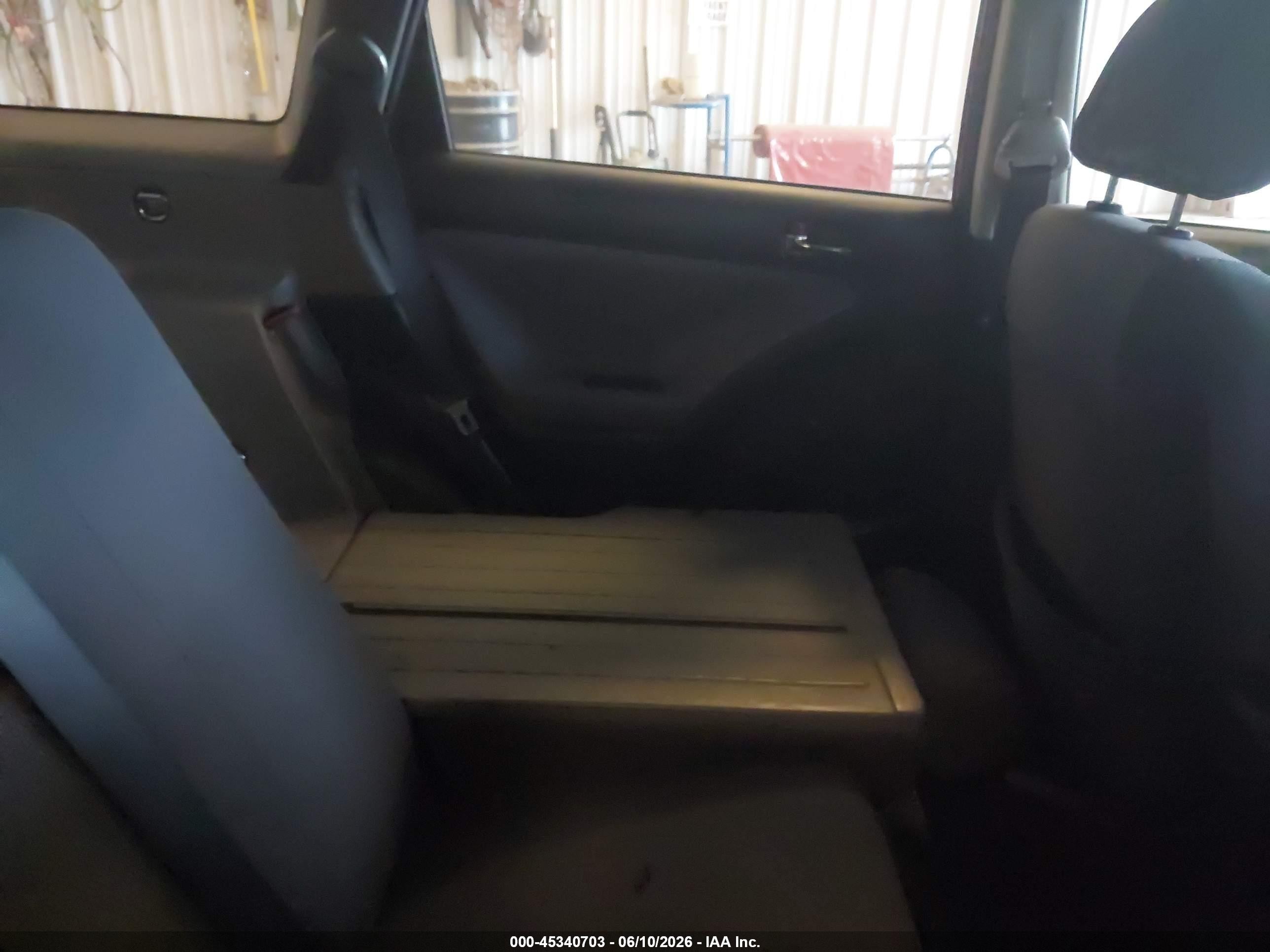2005 Toyota Matrix Xr Red vin: 2T1LR30E05C441043